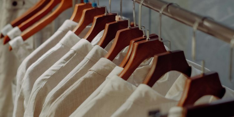 Abbigliamento e retail: consumi e utili a -10% nel secondo semestre 2025