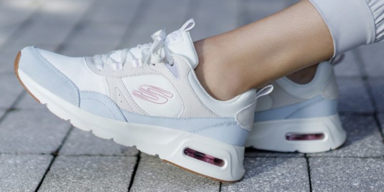 Skechers chiude il primo trimestre a quota 2,4 mld $ (+7,1%)