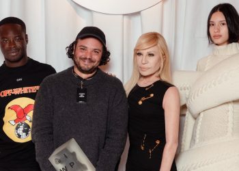 Duran Lantik è il vincitore dell’International Woolmark Prize 2025
