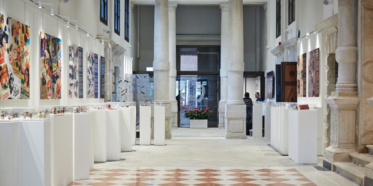 La storia dell’eyewear italiano approda in Laguna: mostra a Palazzo Flangini