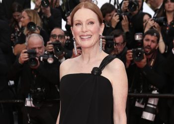 Il nuovo corso di Bottega Veneta by Louise Trotter inizia da Cannes