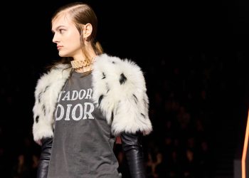 Dior destinerà 2 mln in 5 anni a progetti contro lo sfruttamento sul lavoro