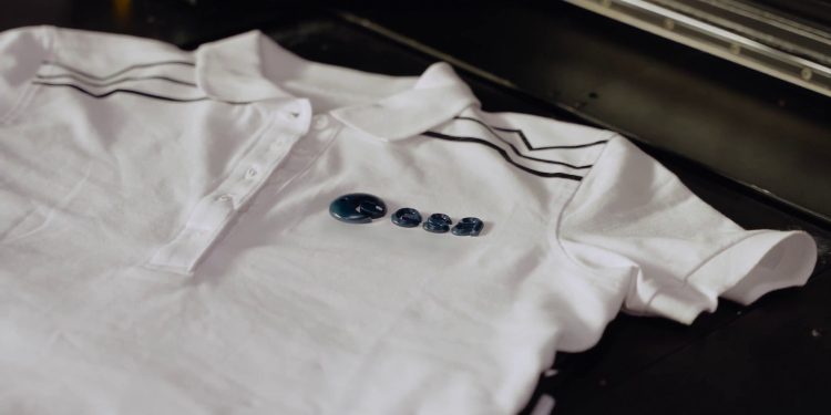 Pattern, nuova ‘missione spaziale’ con le polo high-tech firmate Laura Theiss x Esa