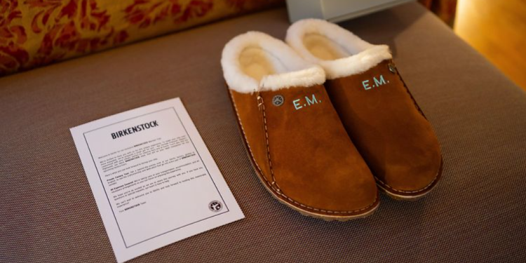 Birkenstock, Q2 oltre le attese: volano gli utili (+47%) e guidance al rialzo