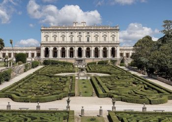 Villa Albani Torlonia ospiterà la sfilata cruise di Dior a Roma