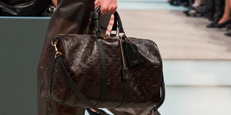 Lvmh ancora giù in Borsa. ‘Cade’ dal trono delle top 5 quotate europee