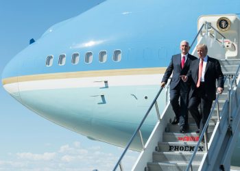 Trump fa marcia indietro sui dazi Ue: il termine ritorna al 9 luglio