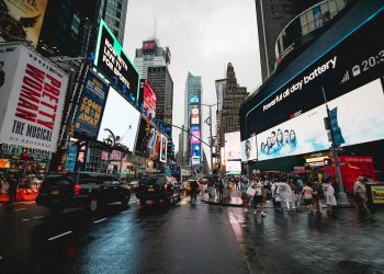 L’ultra fast fashion arranca negli Usa: prima settimana di vendite in calo per Shein e Temu