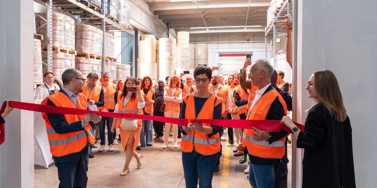 Mainetti Italia inaugura a Treviso il nuovo hub logistico automatizzato