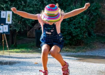 L’export flat rallenta il calo del kidswear italiano nel full year (-2,1%)