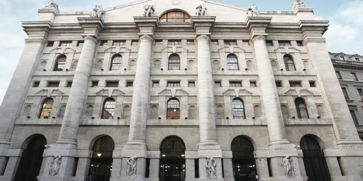 Safilo avvia un piano di buyback fino a 18 mln di euro di azioni
