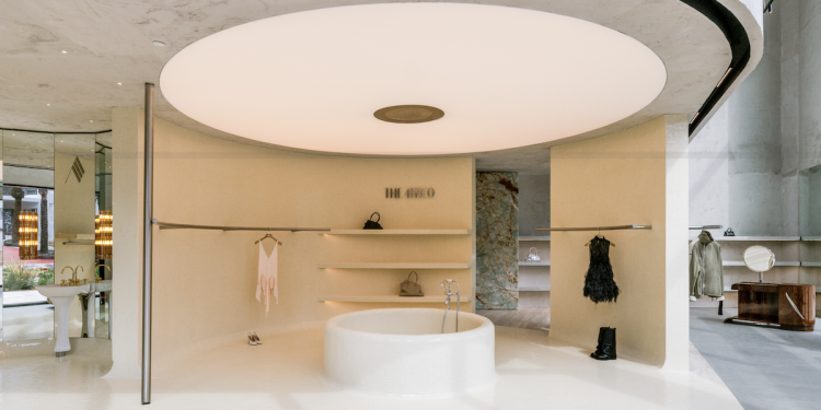 The Attico sceglie Ibiza per il suo debutto nel retail