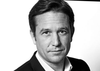 Lacoste nomina Éric Vallat nuovo CEO. Arriva dal wine&spirits