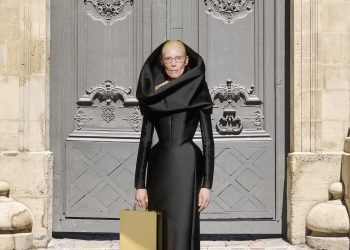 Ultimo ballo a Parigi: Demna chiude il suo decennio da Balenciaga