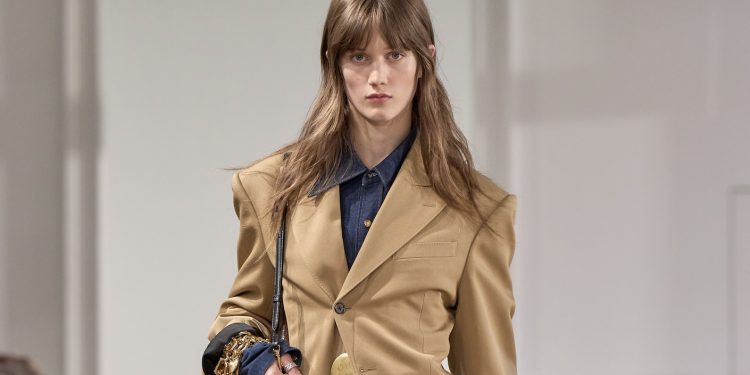 Michael Rider amplia (finalmente) il range stilistico di Celine
