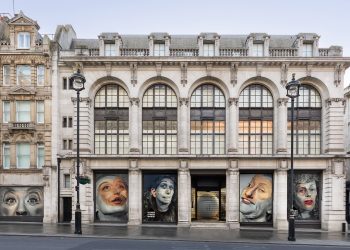 Nuovo progetto fashion per Dover Street Market: lancia la label Dsm