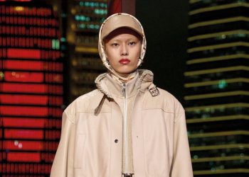 Hermès, nell’H1 cresce del 7%. Ma segnali di debolezza fanno calare il titolo