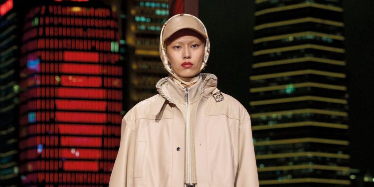 Hermès, nell’H1 cresce del 7%. Ma segnali di debolezza fanno calare il titolo