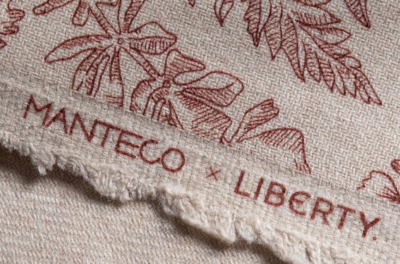 Manteco x Liberty Fabrics: il lusso sostenibile che unisce design inglese e manifattura italiana d’eccellenza