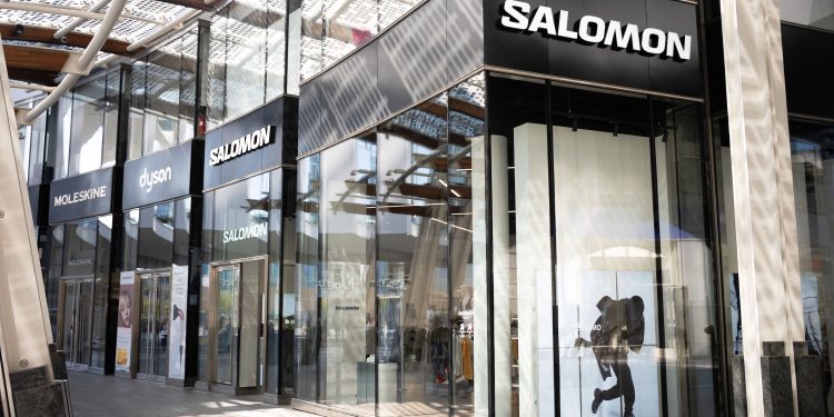 Salomon inaugura in piazza Gae Aulenti il secondo store milanese