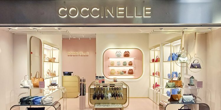 Coccinelle, le vendite globali crescono del 10% nel primo semestre