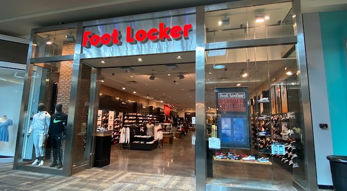 Nozze Foot Locker-Dick’s Sporting Goods, gli azionisti approvano la fusione