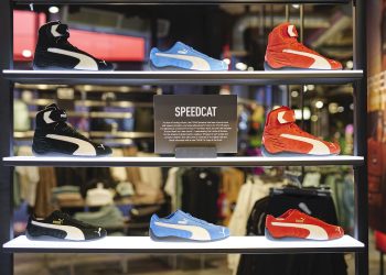 La holding Pinault valuta la vendita di Puma e cerca acquirenti