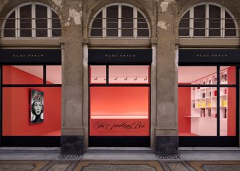 Acne Paper Palais Royal fa da cornice alla prima mostra personale di Emman