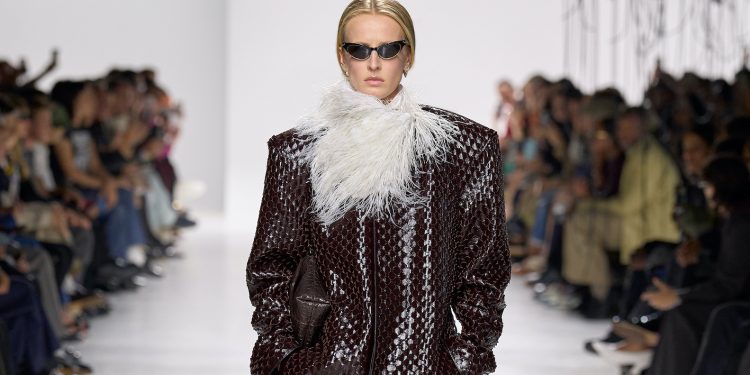 Trotter alla prima di Bottega Veneta: l’intreccio come metafora tra passato e presente