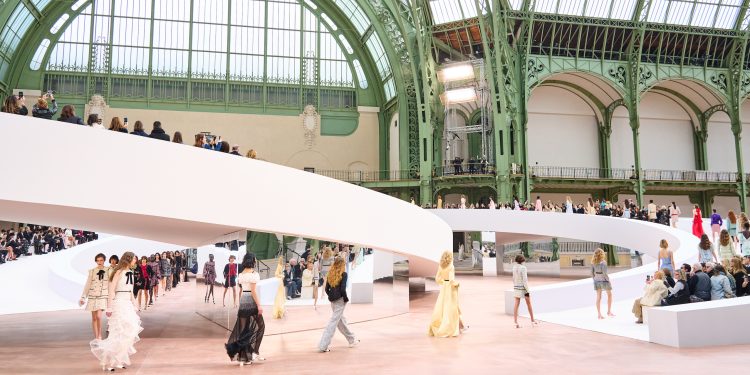 Paris fashion week al via. Mai così tanti i debutti importanti
