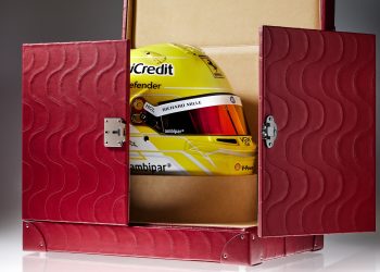 Ferrari celebra Niki Lauda: una collezione esclusiva per il 50° del suo primo mondiale