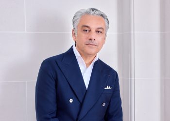 Kering pronta al cambio della guardia con de Meo. Il cda al voto per il nuovo CEO