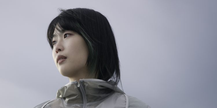 Lvmh Métiers d’Art presenta ‘Scars of Light’ di Shu Yonezawa, protagonista della nona Résidence Artistique