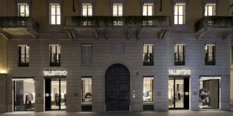 Sale il debito di Valentino: chiesta la rinegoziazione con le banche