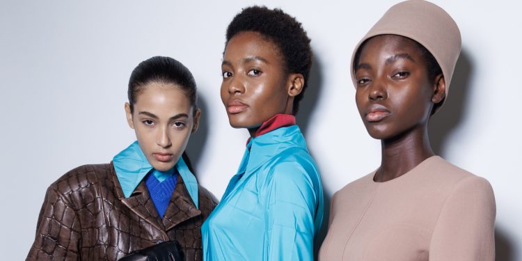 Inizia oggi la London fashion week. Assenza di ‘hot tickets’ e scommessa sul fast fashion