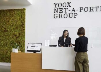 Crisi Yoox, svolta al Mimit. Allo studio “soluzioni alternative ai licenziamenti”