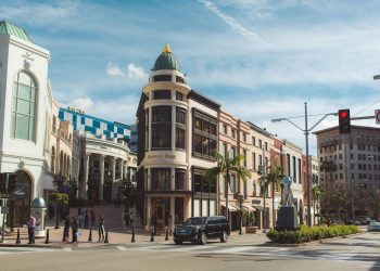Lvmh rilancia su Rodeo Drive: in arrivo flagship Tiffany e campus Louis Vuitton