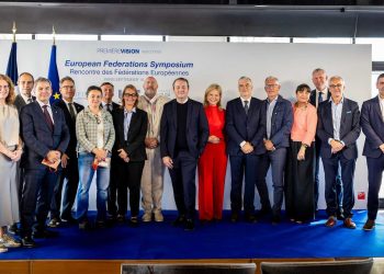 Anche l’Italia contro l’ultra fast fashion: Confindustria Moda ed Euratex firmano a Parigi