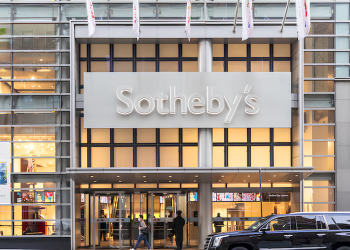 Continua la crisi delle case d’asta. Le commissioni di Sotheby’s crollano del 20% nel 2024
