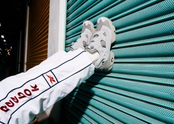 Reebok International ritrova slancio. Nel 2024 salgono utili e ricavi