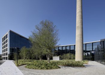 Moncler apre le porte del suo maxi headquarter a Symbiosis