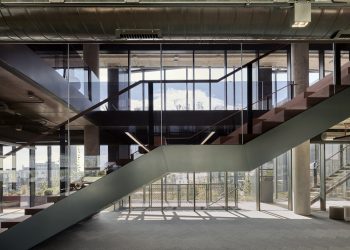 Moncler apre le porte del suo maxi headquarter a Symbiosis