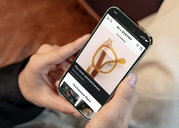 L’e-store eyewear Mia Burton punta ai 40 milioni di ricavi nel 2027