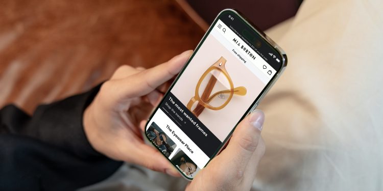 L’e-store eyewear Mia Burton punta ai 40 milioni di ricavi nel 2027