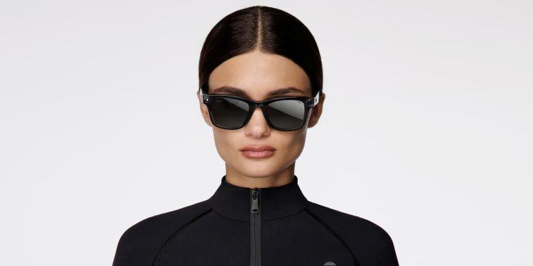 Gli smart glasses ‘regalano’ a EssiLux un trimestre “da record”