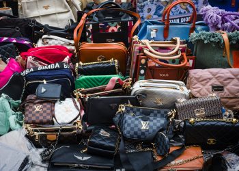 Louis Vuitton, risarcimento “record”: 584 mln $ per un caso di contraffazione negli Usa