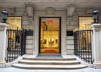 Kiton, da Intesa 15 mln per ristrutturare un palazzo a Manhattan