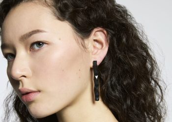 Il nuovo progetto di A-Poc Able Issey Miyake trasforma la materia in creazioni dinamiche