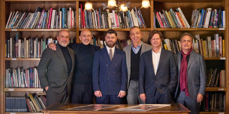 È ufficiale il riassetto di Etro: la famiglia lascia spazio a un pool di investitori