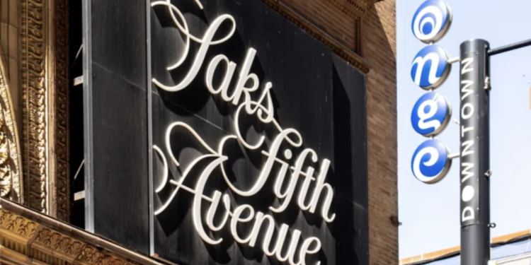 Saks, cala il valore delle obbligazioni. Entro fine mese dovrà versare 100 mln $